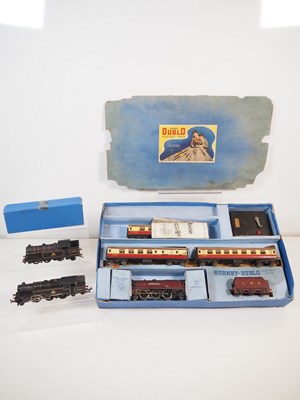 Lot 139 - HORNBY DUBLO OO gauge 3-rail 'Duchess of...
