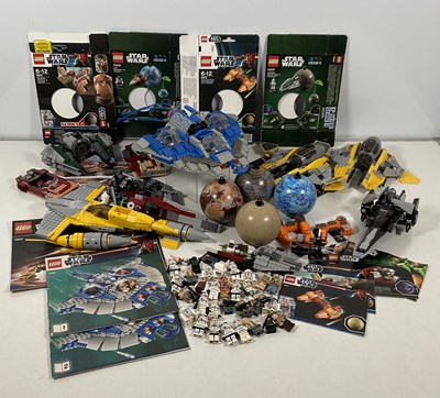 Lot 162 - LEGO: STAR WARS - A large group of STAR WARS...