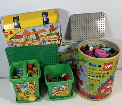 Lot 178 - LEGO: DUPLO 'brick n mix' assorted sizes and...