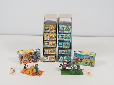 Lot 187 - BRITAINS - A pair of 'Mini Set' figure set...