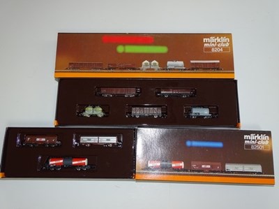 Lot 195 - Z GAUGE MODEL RAILWAYS: A pair of MARKLIN...