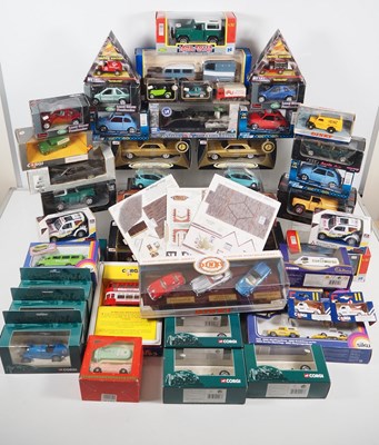 Lot 464 - A large quantity of boxed diecast vehicles by...