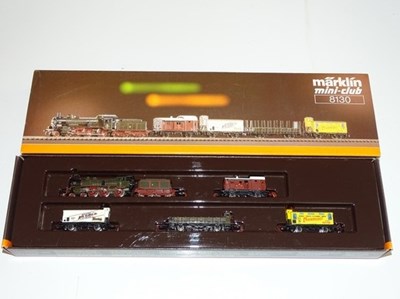 Lot 220 - Z GAUGE MODEL RAILWAYS: A MARKLIN 8130...