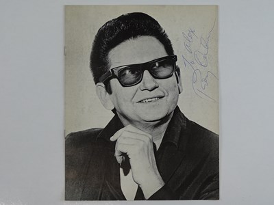 Lot 139 - A signed ROY ORBISON tour programme from 1969 -...