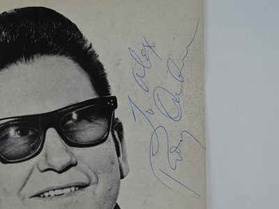 Lot 139 - A signed ROY ORBISON tour programme from 1969 -...