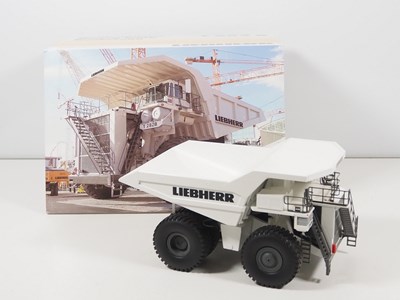 Lot 532 - CONRAD - A 1:50 Scale 2727/0 diecast Liebherr...
