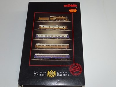 Lot 231 - Z GAUGE MODEL RAILWAYS: A MARKLIN 8108 Orient...