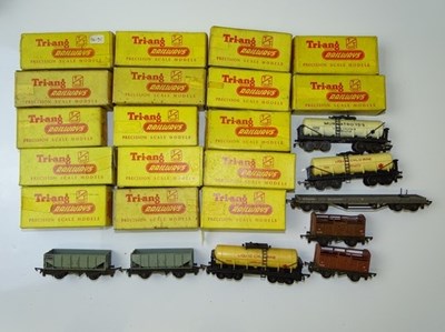 Lot 254 - TT GAUGE MODEL RAILWAYS: A quantity of boxed...