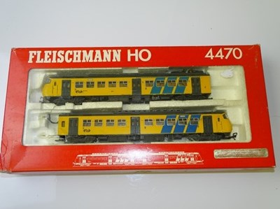 Lot 259 - HO GAUGE MODEL RAILWAYS: A FLEISCHMANN 4470...