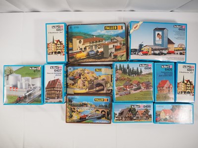 Lot 9 - Z gauge unbuilt plastic model kits by KIBRI...