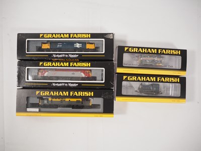 Lot 32 - GRAHAM FARISH - N gauge diesel locos in...