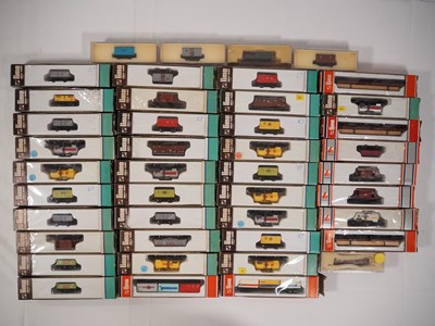 Lot 77 - LIMA - N gauge British Outline wagons of...