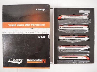 Lot 97 - REVOLUTION TRAINS (RAPIDO) - N gauge 5-car...