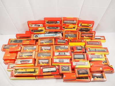 Lot 165 - HORNBY / TR-ANG-HORNBY - OO gauge mixed wagons...