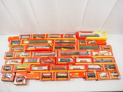 Lot 188 - HORNBY / TR-ANG-HORNBY - OO gauge mixed wagons...