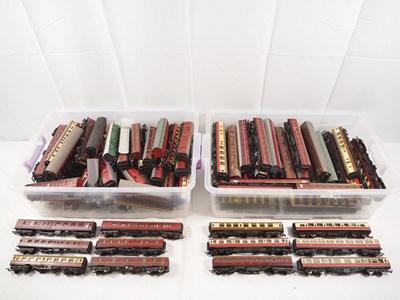 Lot 196 - Two large crates of OO gauge unboxed passenger...