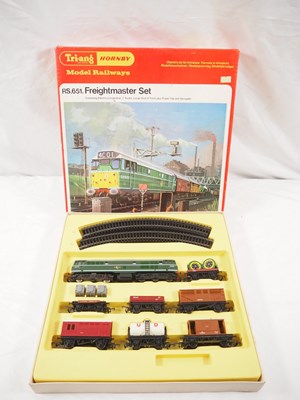Lot 217 - TRI-ANG HORNBY - OO gauge RS651 'Freightmaster'...