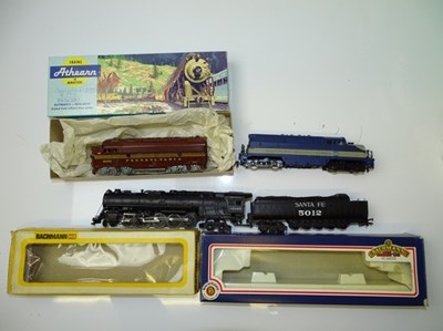 Lot 280 - HO GAUGE MODEL RAILWAYS: A group of American...