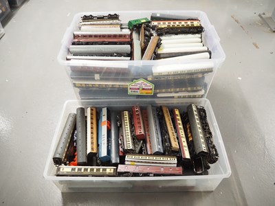 Lot 256 - Two large crates of OO gauge unboxed passenger...