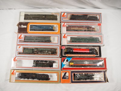 Lot 275 - A quantity of OO gauge steam, diesel and...