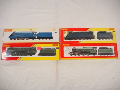 Lot 332 - HORNBY - OO gauge LNER steam locomotives in...