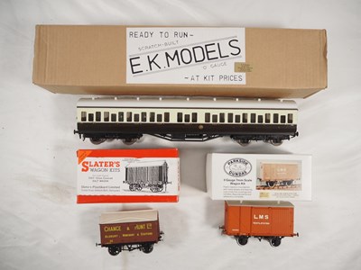 Lot 345 - A group of O gauge rolling stock comprising an...