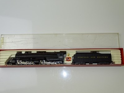 Lot 299 - HO GAUGE MODEL RAILWAYS: A RIVAROSSI American...