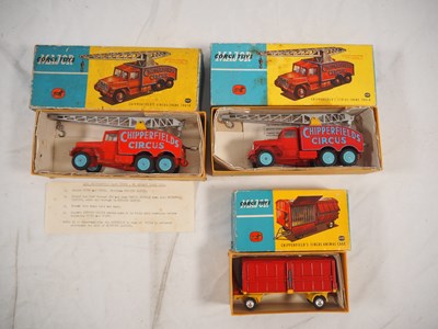 Lot 500 - CORGI MAJOR - A Chipperfield's Circus group...