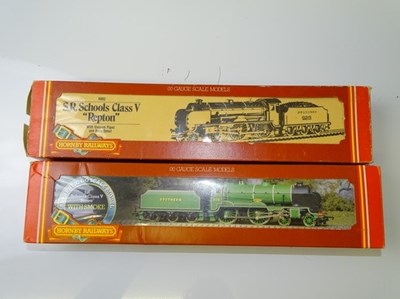 Lot 327 - OO GAUGE MODEL RAILWAYS: A pair of HORNBY...