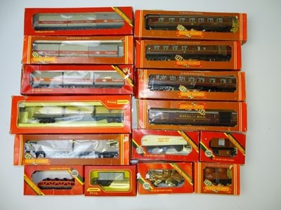 Lot 332 - OO GAUGE MODEL RAILWAYS: A group of mixed...