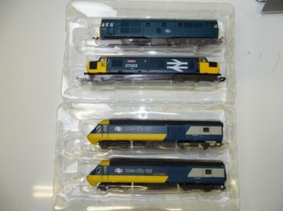 Lot 334 - OO GAUGE MODEL RAILWAYS: A group of unboxed...