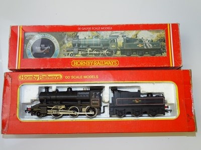 Lot 335 - OO GAUGE MODEL RAILWAYS: A pair of HORNBY...