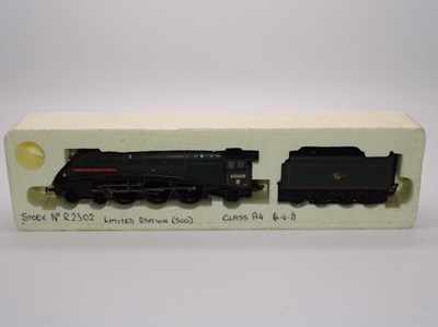 Lot 359 - OO GAUGE MODEL RAILWAYS: A HORNBY R2302 A4...