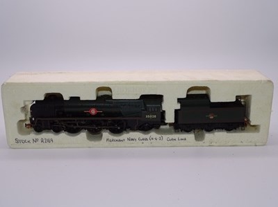 Lot 360 - OO GAUGE MODEL RAILWAYS: A HORNBY R2169...