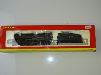 Lot 368 - OO GAUGE MODEL RAILWAYS: A HORNBY R2391 County...