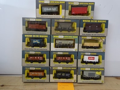 Lot 37 - OO GAUGE MODEL RAILWAYS: A group of boxed...