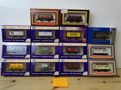 Lot 3 - OO GAUGE MODEL RAILWAYS: A group of boxed...