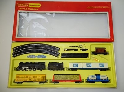 Lot 418 - OO GAUGE MODEL RAILWAYS: A HORNBY (Australia)...