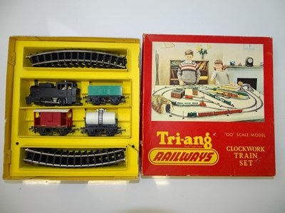 Lot 445 - OO GAUGE MODEL RAILWAYS: A TRI-ANG (New...