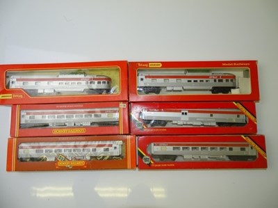 Lot 460 - OO GAUGE MODEL RAILWAYS: A group of HORNBY...