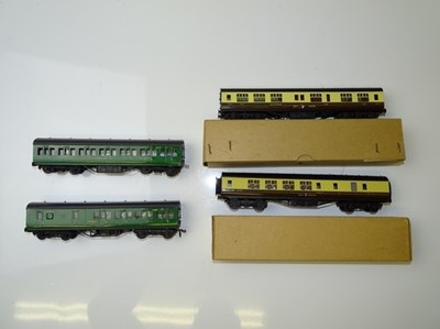 Lot 475 - OO GAUGE MODEL RAILWAYS: A group of SR and GWR...