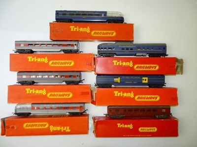 Lot 496 - OO GAUGE MODEL RAILWAYS: A group of TRI-ANG...