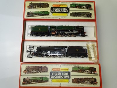 Lot 511 - OO GAUGE MODEL RAILWAYS: A pair of HORNBY...