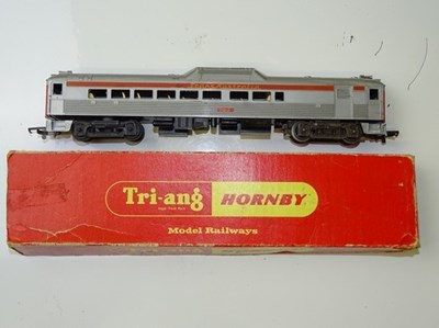 Lot 512 - OO GAUGE MODEL RAILWAYS: A rare TRI-ANG R352A...