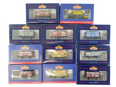 Lot 366 - A group of BACHMANN wagons to include limited...