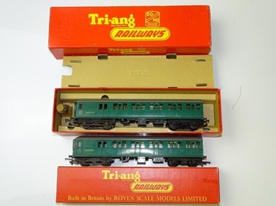 Lot 528 - OO GAUGE MODEL RAILWAYS: A TRI-ANG R156 (has...