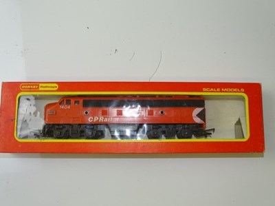 Lot 533 - OO GAUGE MODEL RAILWAYS: A HORNBY R55CP Class...