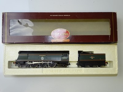 Lot 538 - OO GAUGE MODEL RAILWAYS: A HORNBY R310 Battle...