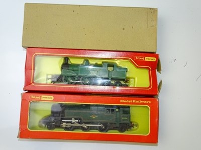 Lot 575 - OO GAUGE MODEL RAILWAYS: A pair of TRI-ANG...