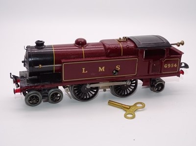 Lot 596 - O GAUGE MODEL RAILWAYS: A HORNBY Series...